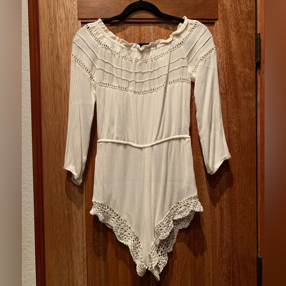 White gauzy linen romper - Picture 4 of 4